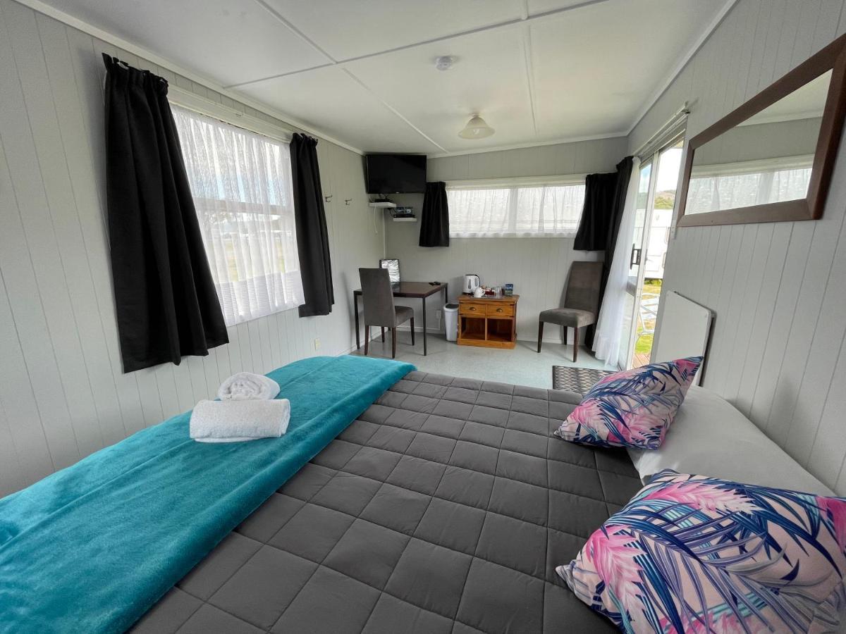 Motutere Bay Top 10 Holiday Park Turangi Extérieur photo