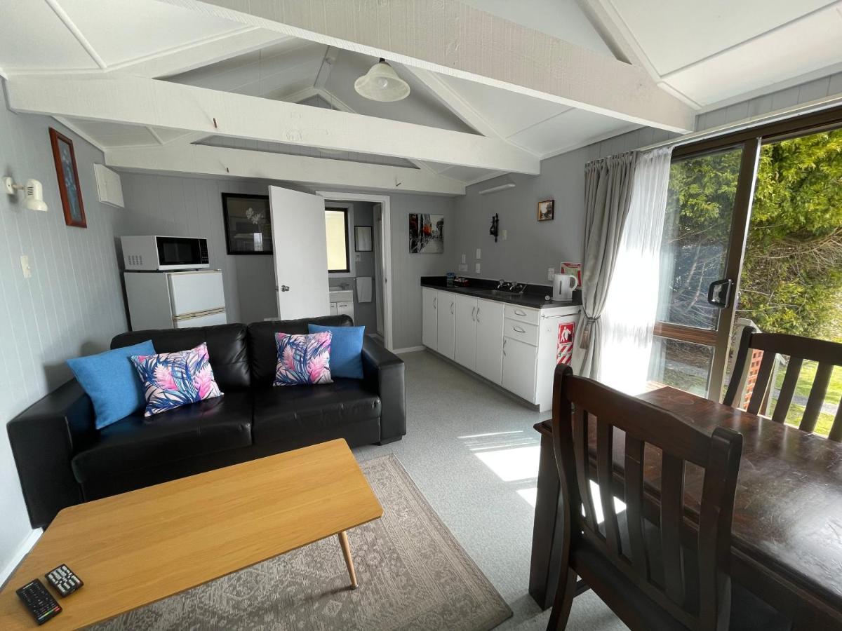 Motutere Bay Top 10 Holiday Park Turangi Extérieur photo