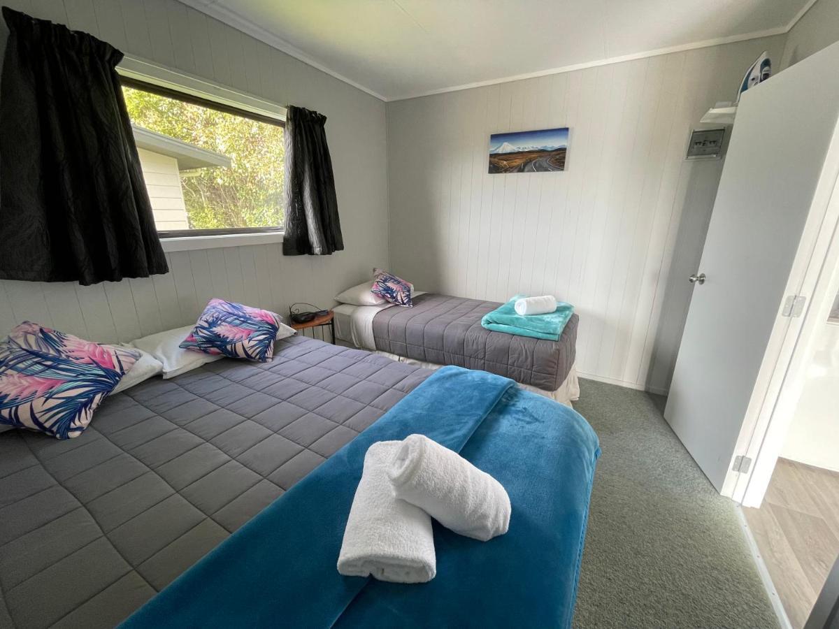 Motutere Bay Top 10 Holiday Park Turangi Extérieur photo