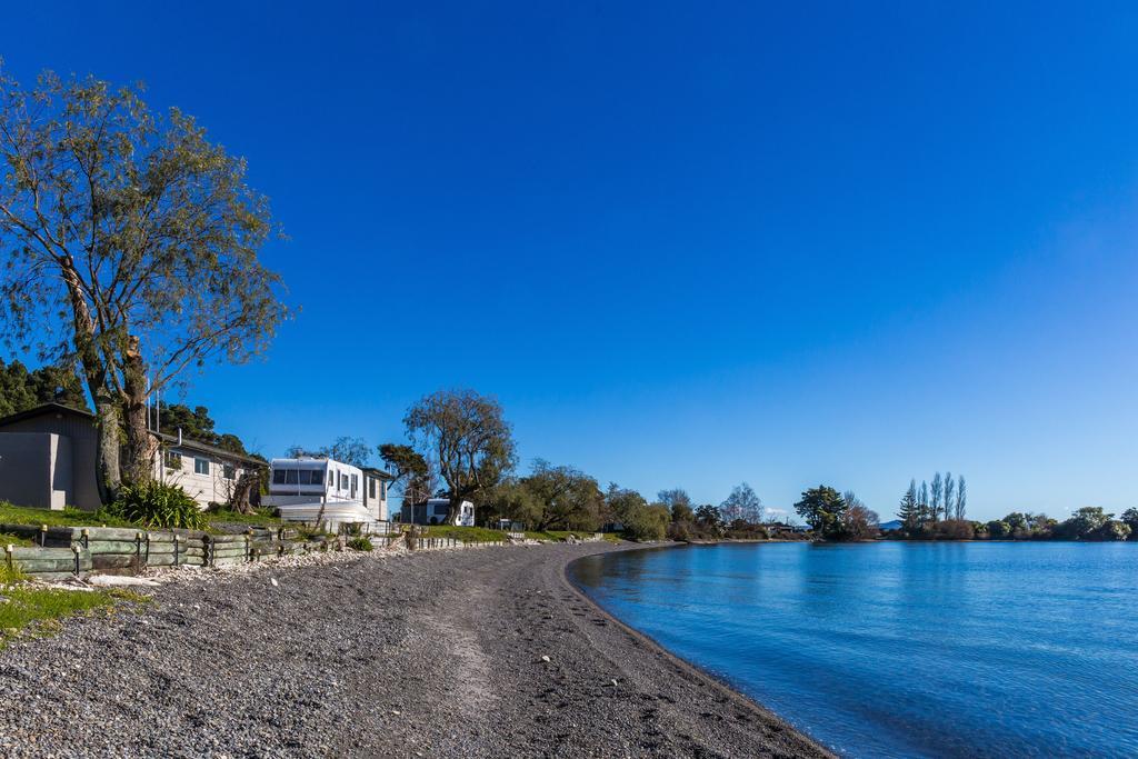 Motutere Bay Top 10 Holiday Park Turangi Extérieur photo