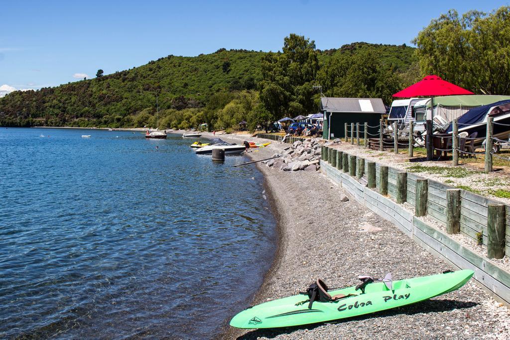Motutere Bay Top 10 Holiday Park Turangi Extérieur photo