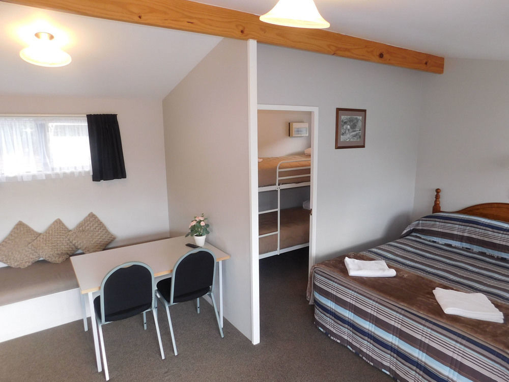 Motutere Bay Top 10 Holiday Park Turangi Extérieur photo