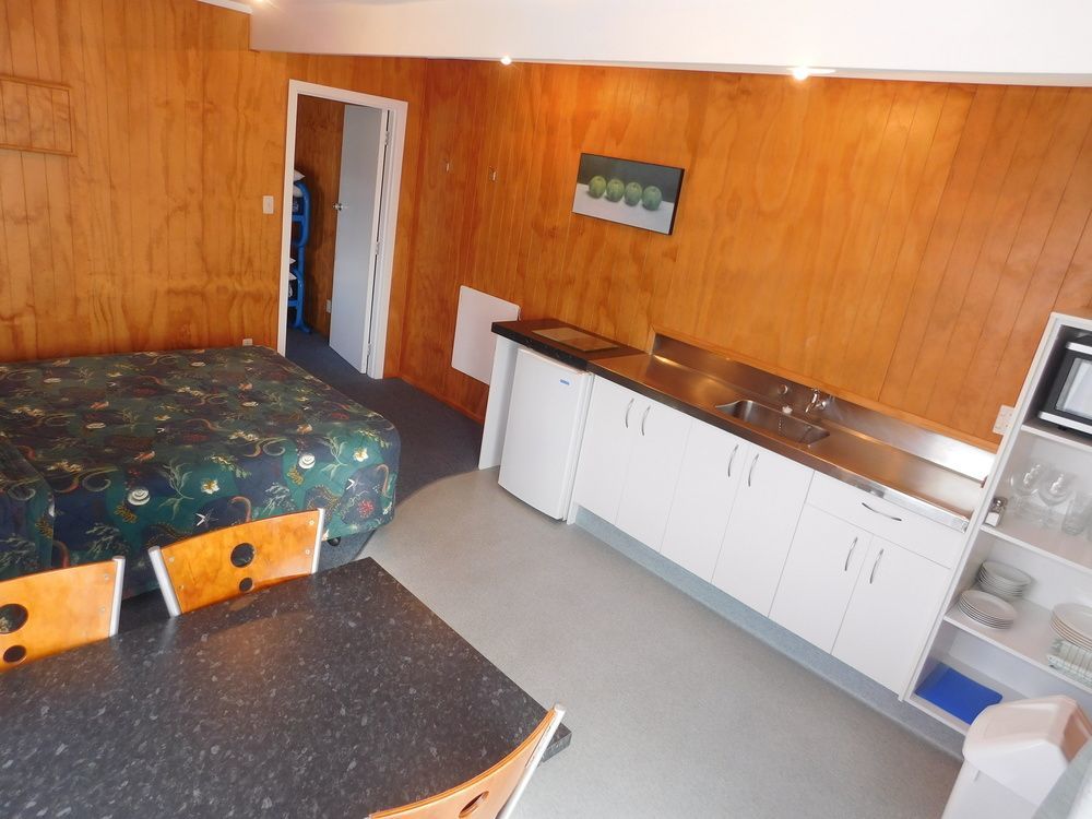 Motutere Bay Top 10 Holiday Park Turangi Extérieur photo